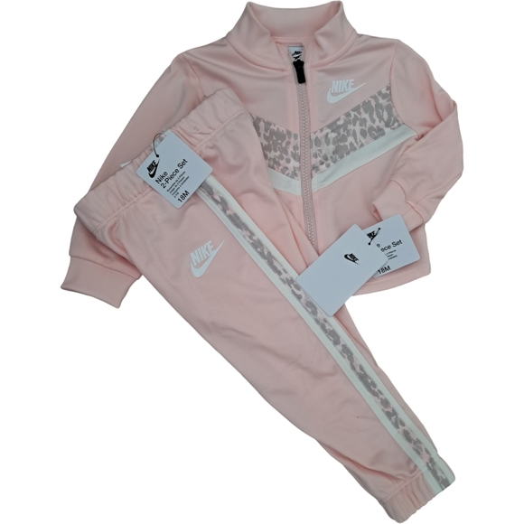 Nike Baby Girls Track Tricot Set NWT Size 18M Echo Pink - Picture 1 of 4